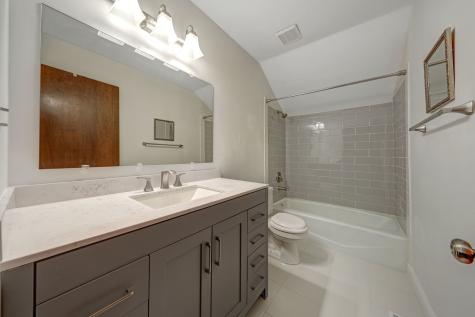4977 Prairie Oak Road Gurnee IL 60031