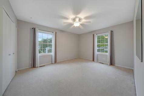 4977 Prairie Oak Road Gurnee IL 60031