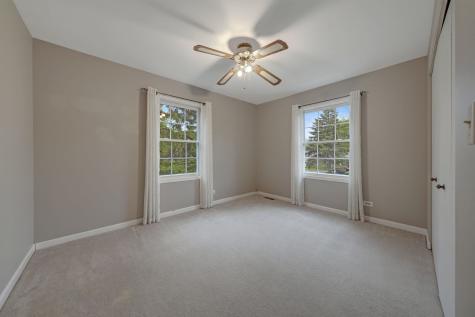 4977 Prairie Oak Road Gurnee IL 60031