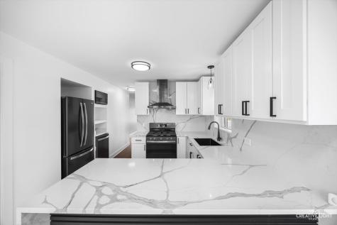 11101 South Ewing Avenue Chicago IL 60617