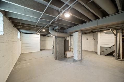 1817 Victoria Avenue North Chicago IL 60064