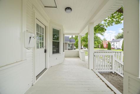 1817 Victoria Avenue North Chicago IL 60064