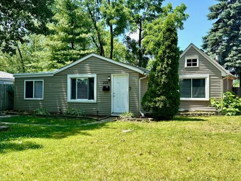 308 North Clifton Avenue Elgin IL 60123