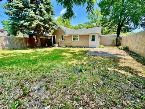 308 North Clifton Avenue Elgin IL 60123