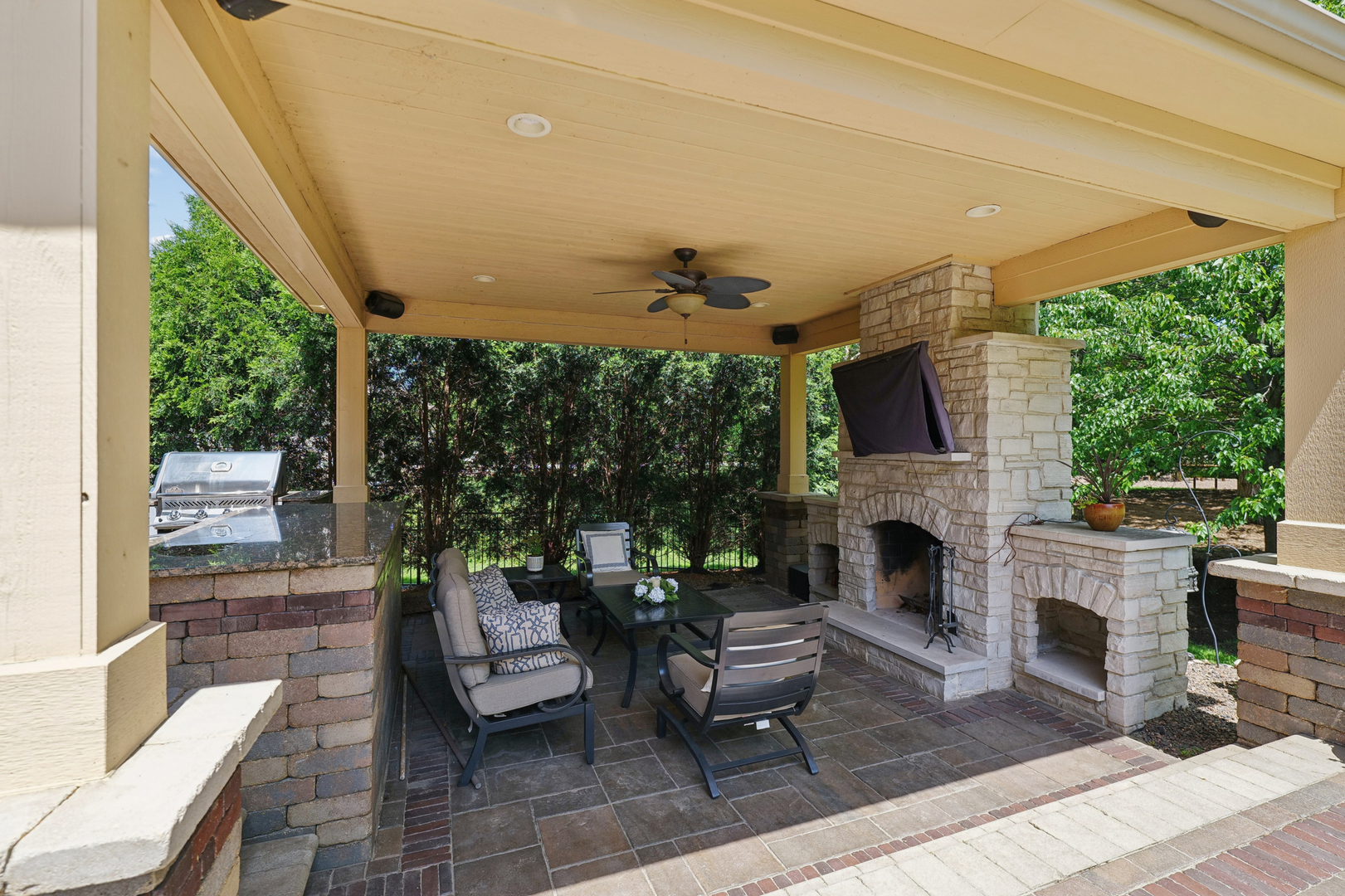 3508 Redwing Court Naperville IL 60564