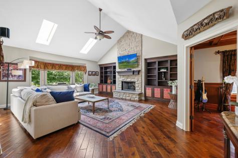 3508 Redwing Court Naperville IL 60564