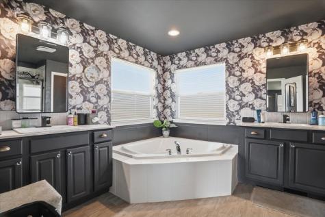 650 Iris Court Lake Villa IL 60046