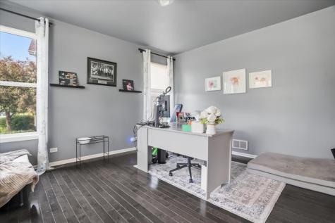 650 Iris Court Lake Villa IL 60046