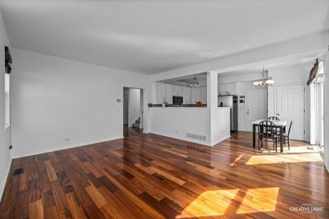 1853 Westridge Place Aurora IL 60504