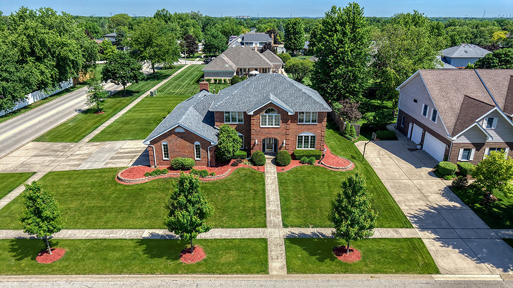705 Ridgefield Road New Lenox IL 60451