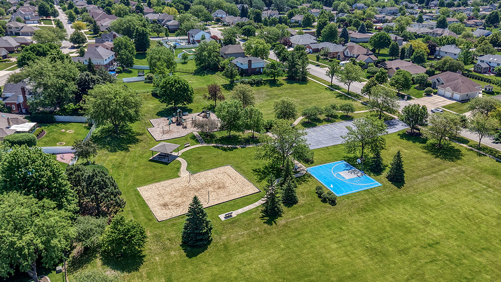 705 Ridgefield Road New Lenox IL 60451