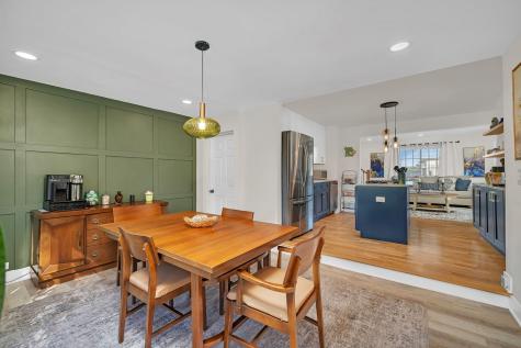 128 South Villa Avenue S Addison IL 60101