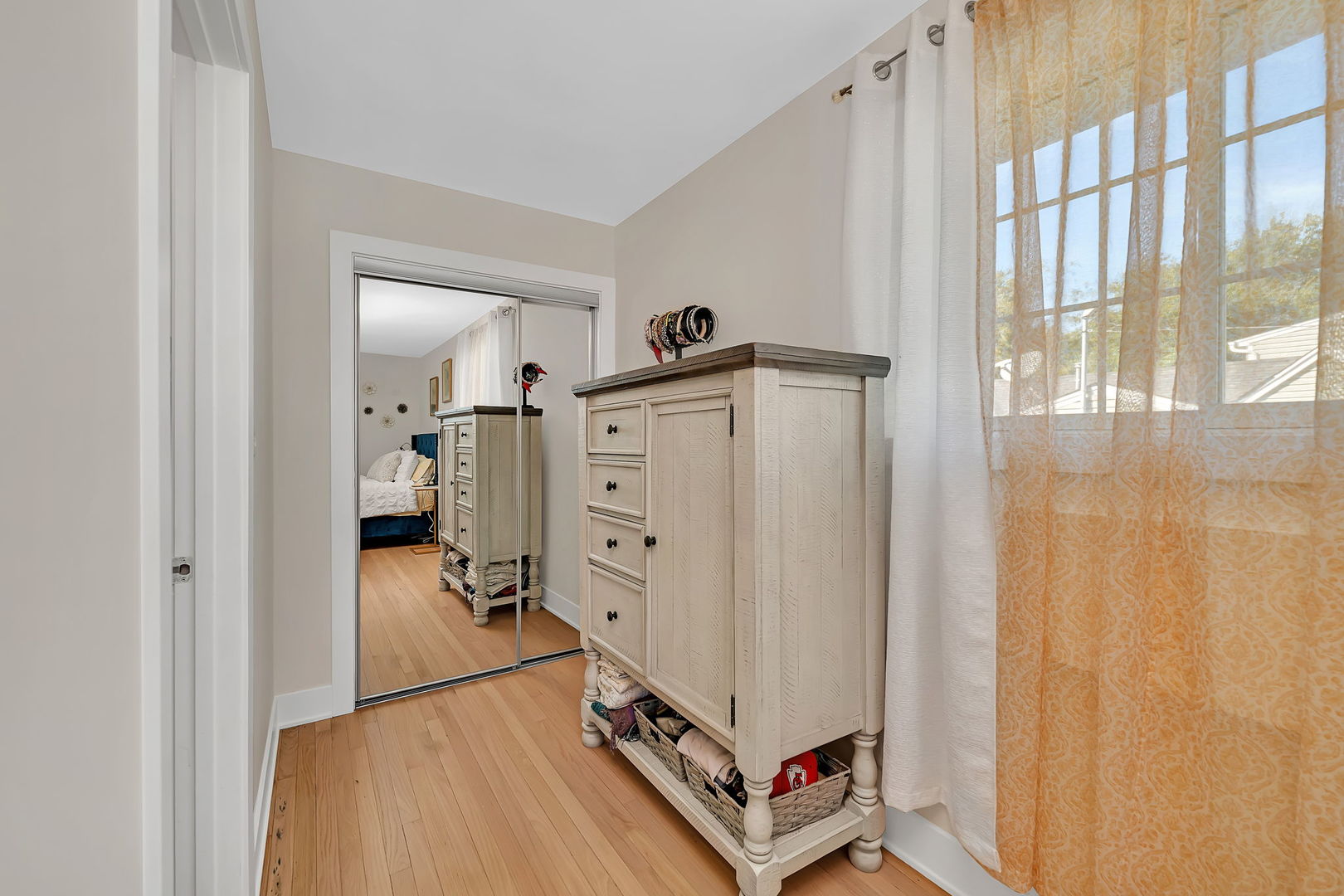 128 South Villa Avenue S Addison IL 60101