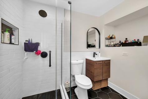 128 South Villa Avenue S Addison IL 60101