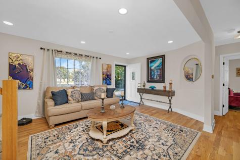 128 South Villa Avenue S Addison IL 60101