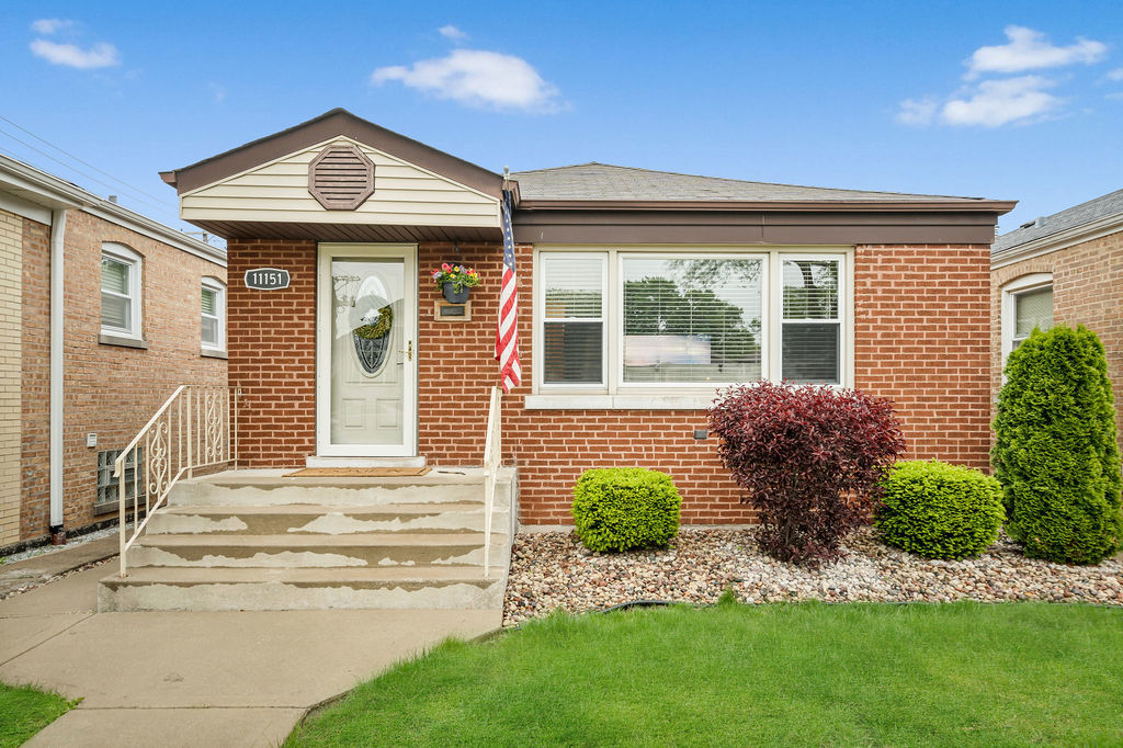 11151 South Christiana Avenue Chicago IL 60655