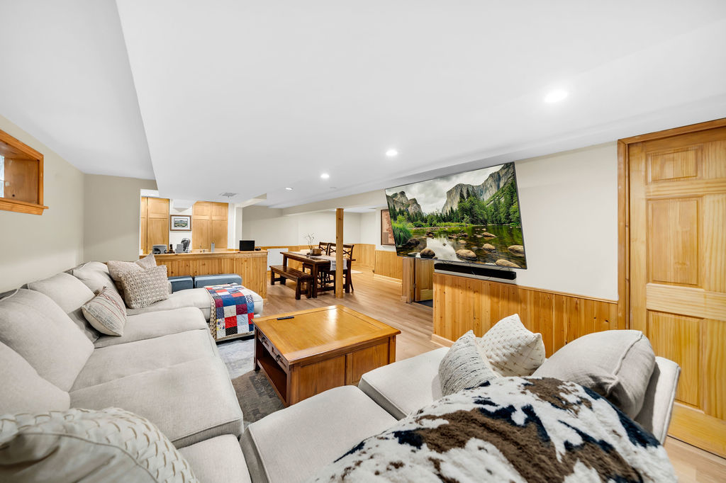 11151 South Christiana Avenue Chicago IL 60655