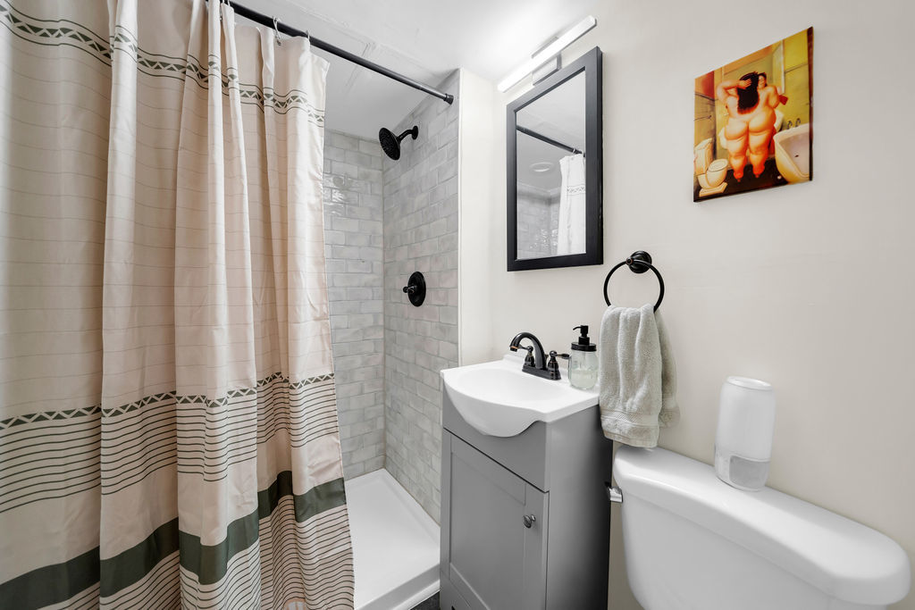 11151 South Christiana Avenue Chicago IL 60655