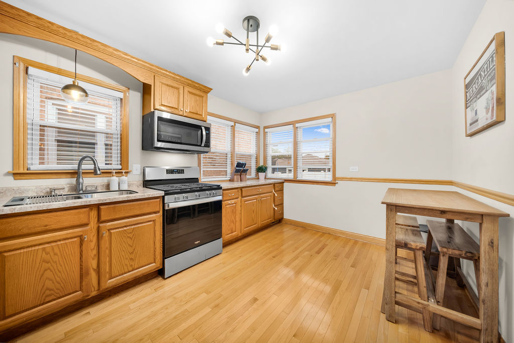 11151 South Christiana Avenue Chicago IL 60655