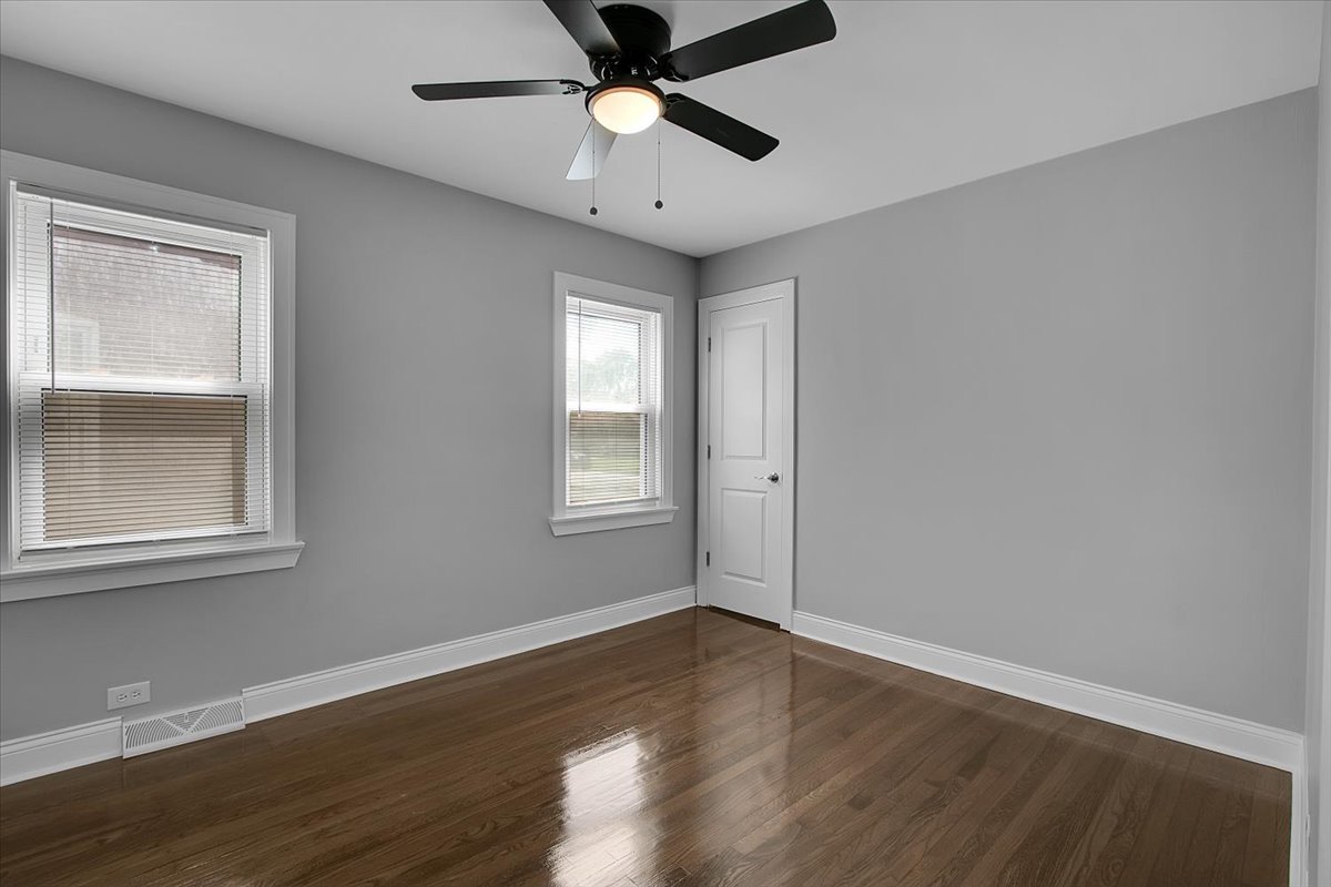 9709 South Avalon Avenue Chicago IL 60628