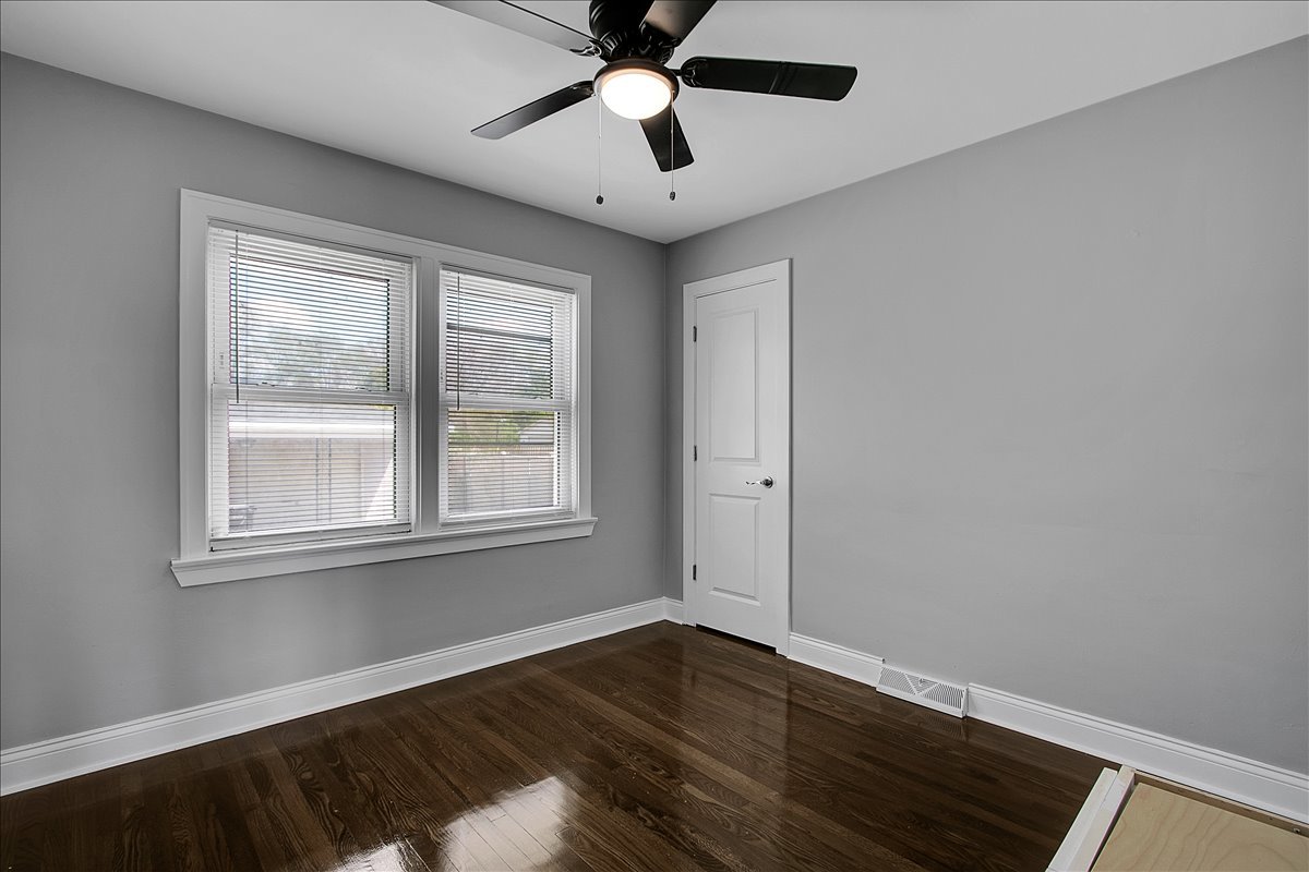 9709 South Avalon Avenue Chicago IL 60628