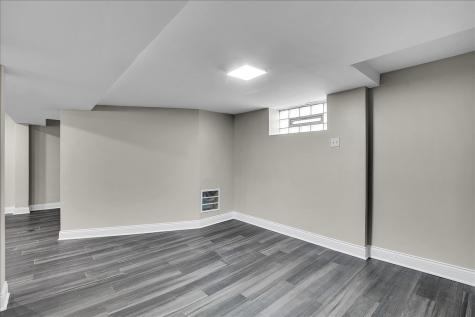 9709 South Avalon Avenue Chicago IL 60628
