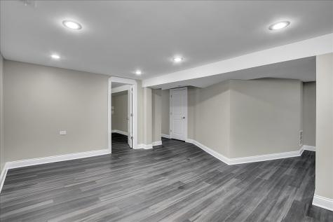 9709 South Avalon Avenue Chicago IL 60628