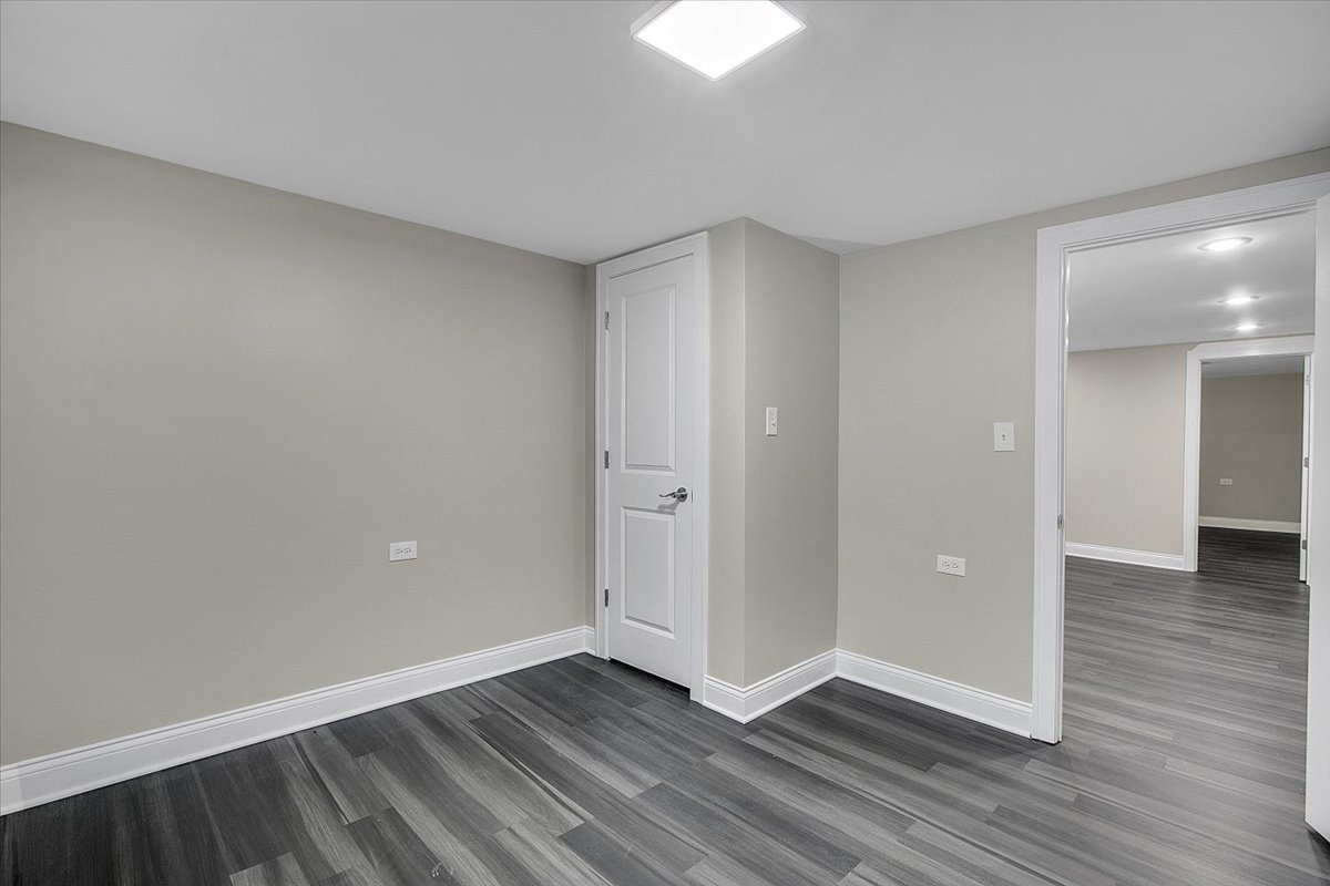 9709 South Avalon Avenue Chicago IL 60628