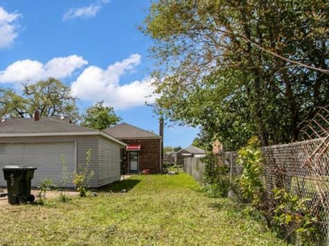 9709 South Avalon Avenue Chicago IL 60628