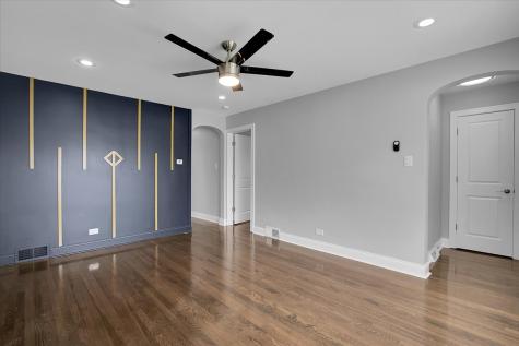 9709 South Avalon Avenue Chicago IL 60628