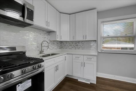 9709 South Avalon Avenue Chicago IL 60628