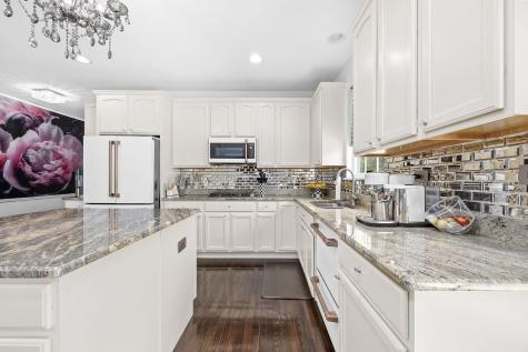 2297 Deerpath Road Bolingbrook IL 60490