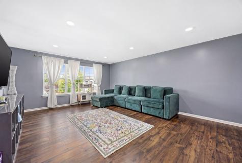 2297 Deerpath Road Bolingbrook IL 60490