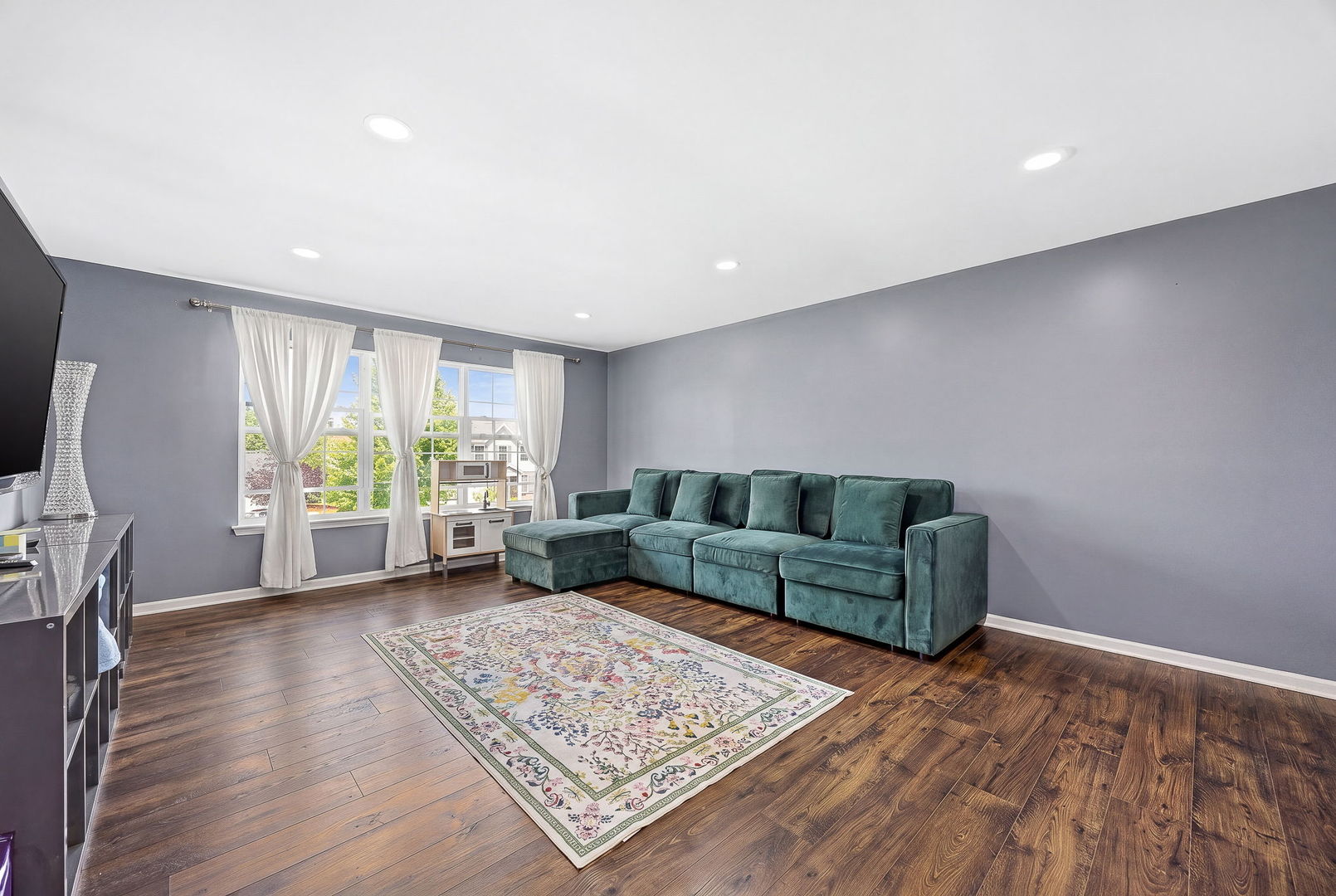 2297 Deerpath Road Bolingbrook IL 60490