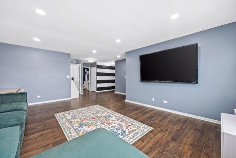 2297 Deerpath Road Bolingbrook IL 60490