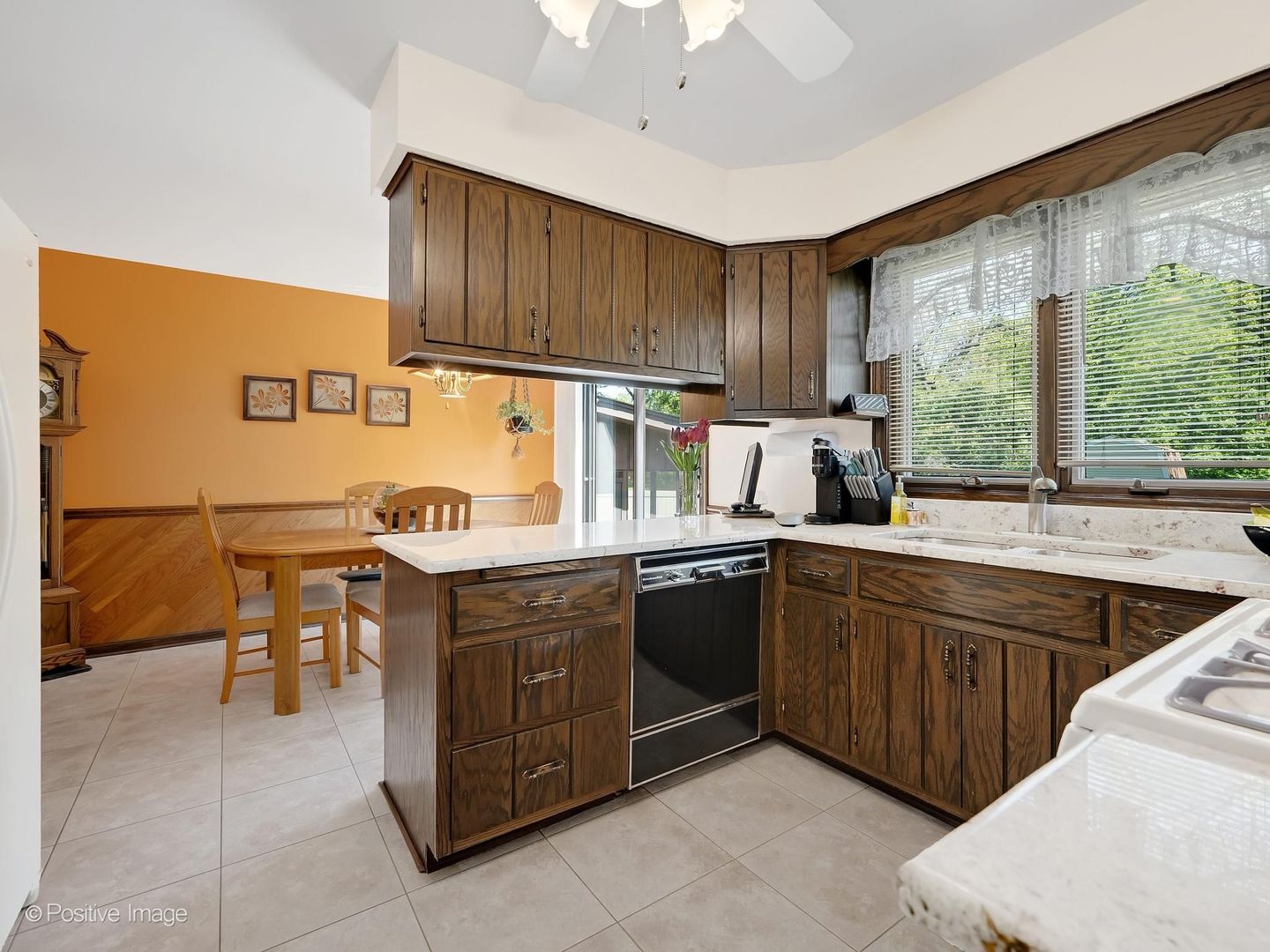 1925 Glencoe Street Wheaton IL 60187