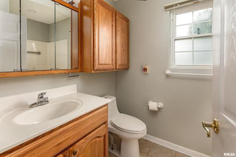 1500 Apache Drive Marion IL 62959