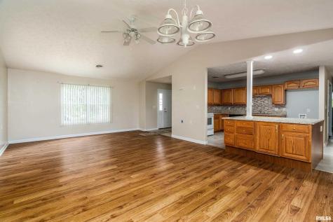 1500 Apache Drive Marion IL 62959