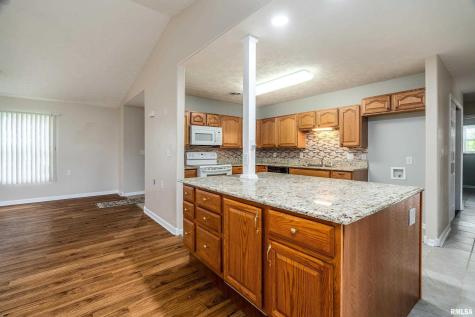 1500 Apache Drive Marion IL 62959