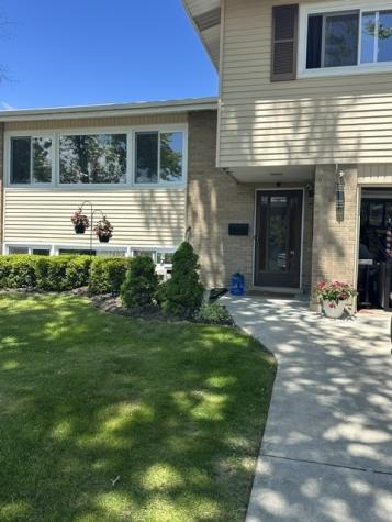 8917 Birch Avenue Morton Grove IL 60053