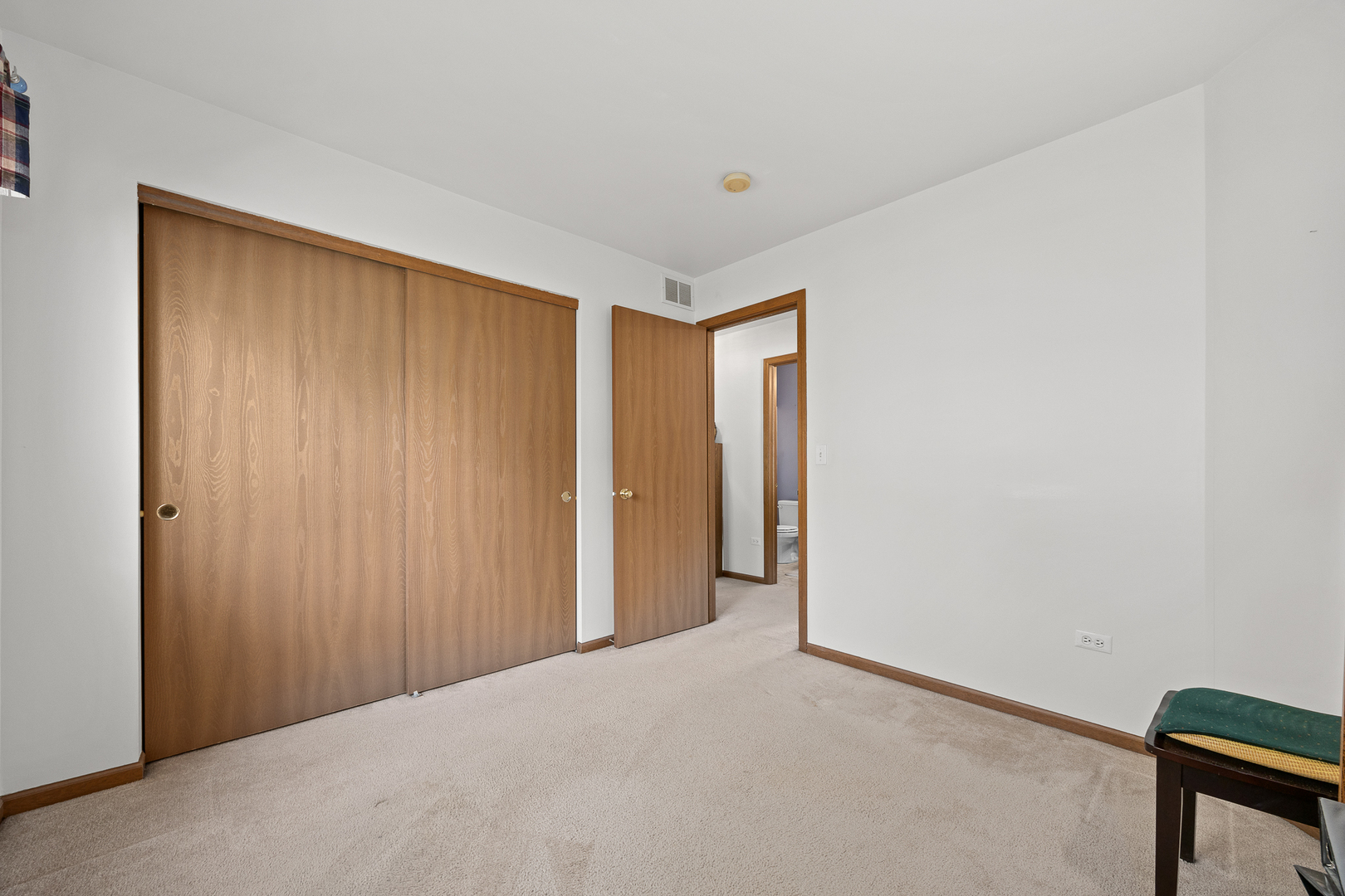 205 Woodlet Lane Bolingbrook IL 60490