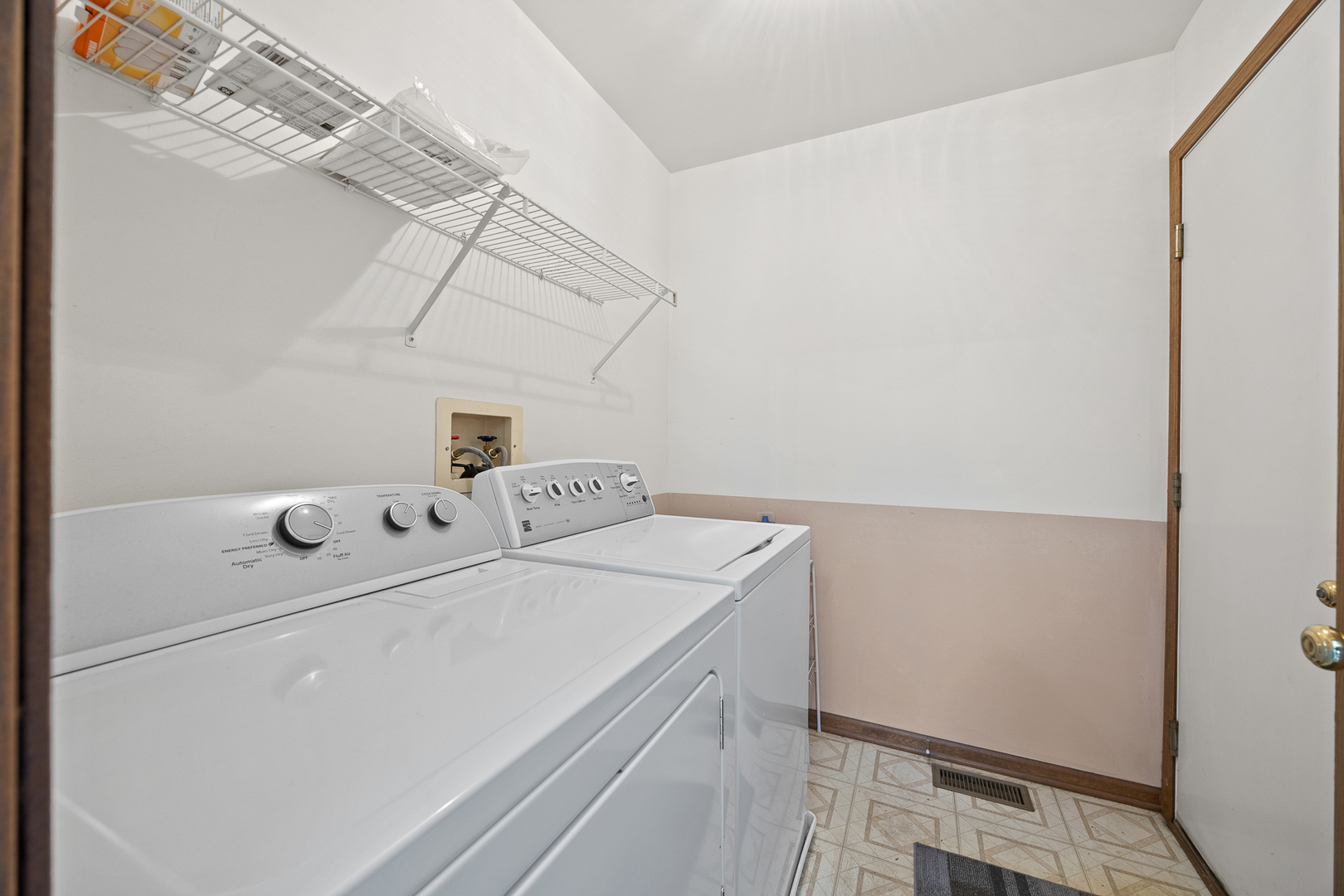 205 Woodlet Lane Bolingbrook IL 60490