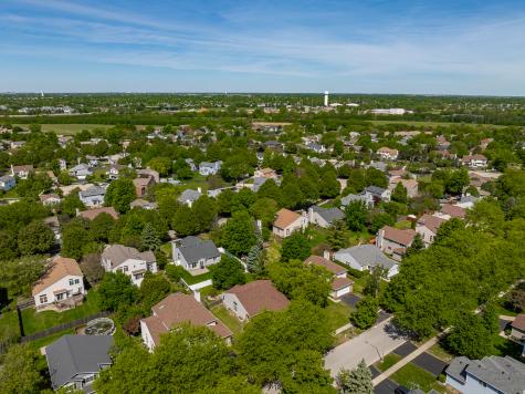 205 Woodlet Lane Bolingbrook IL 60490