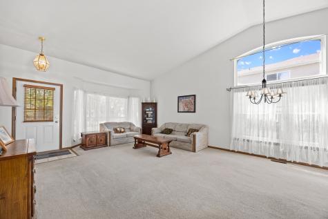 205 Woodlet Lane Bolingbrook IL 60490