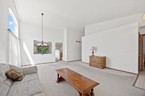 205 Woodlet Lane Bolingbrook IL 60490