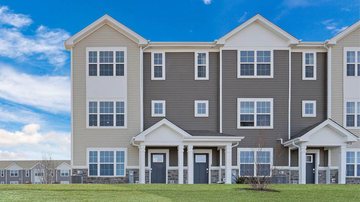 2708 Arrowhead Drive Pingree Grove IL 60140