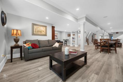6270 South Garfield Avenue Burr Ridge IL 60527