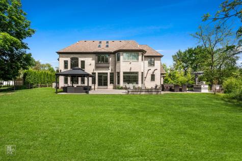 6270 South Garfield Avenue Burr Ridge IL 60527