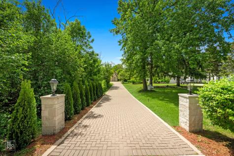 6270 South Garfield Avenue Burr Ridge IL 60527