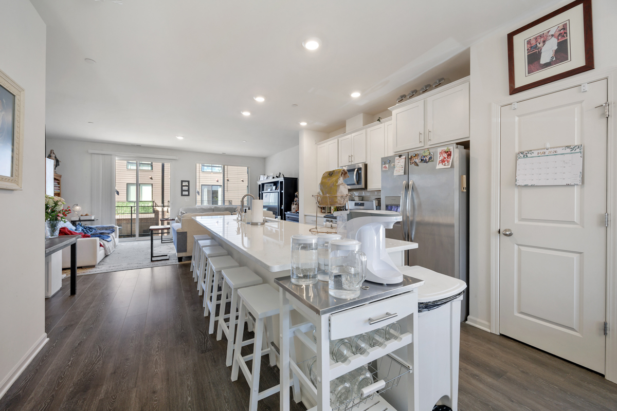 1308 Catalina Court Schaumburg IL 60173